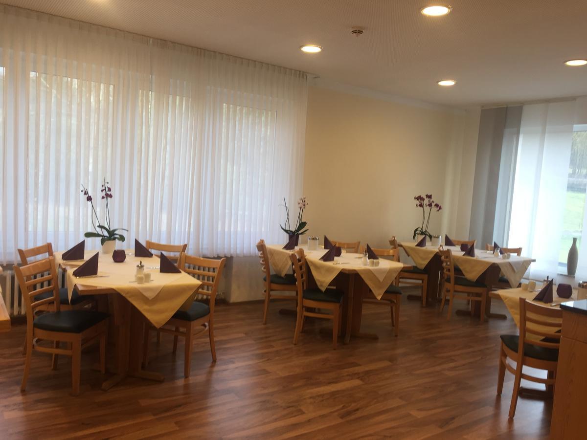 Hotel Am Rossberg Альтенар Экстерьер фото
