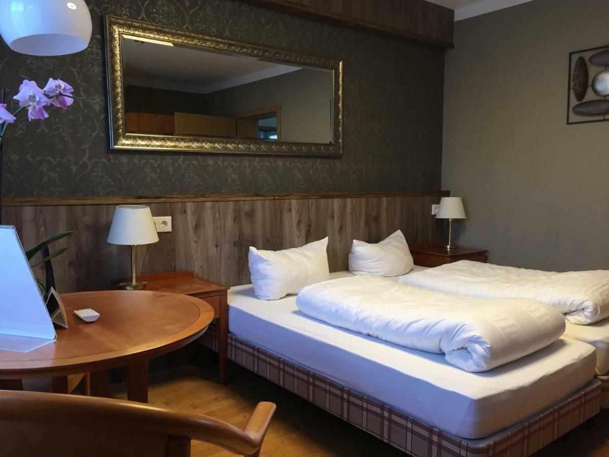 Hotel Am Rossberg Альтенар Экстерьер фото